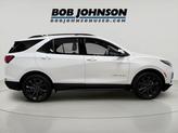 Thumbnail of 2022 Iridescent Pearl Tricoat Chevrolet Equinox