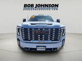 Thumbnail of 2025 Summit White GMC Sierra 2500
