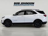 Thumbnail of 2022 Summit White Chevrolet Equinox