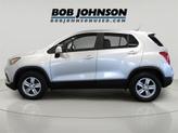 Thumbnail of 2022 Silver Ice Metallic Chevrolet Trax