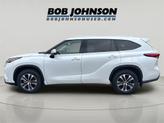 Thumbnail of 2022 White Toyota Highlander