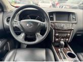 Thumbnail of 2016 Magnetic Black Metallic Nissan Pathfinder