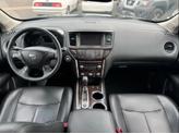 Thumbnail of 2016 Magnetic Black Metallic Nissan Pathfinder
