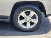Thumbnail of 2017 Billet Silver Metallic Clearcoat Jeep Compass