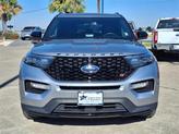 Thumbnail of 2022 Iconic Silver Metallic Ford Explorer