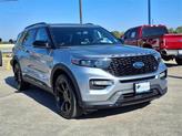 Thumbnail of 2022 Iconic Silver Metallic Ford Explorer