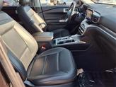 Thumbnail of 2022 Agate Black Metallic Ford Explorer