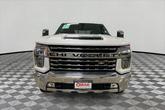 Thumbnail of 2020 Iridescent Pearl Tricoat Chevrolet Silverado 3500