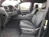 Thumbnail of 2025 Diamond Black Crystal Pearlcoat Jeep Wagoneer