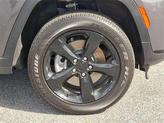 Thumbnail of 2025 Baltic Gray Metallic Clearcoat Jeep Grand Cherokee L