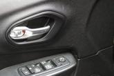 Thumbnail of 2016 Brilliant Black Crystal Pearlcoat Jeep Cherokee