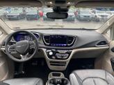 Thumbnail of 2022 Bright White Clearcoat Chrysler Pacifica