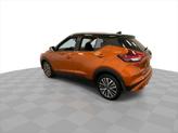 Thumbnail of 2023 Monarch Orange Metallic/Super Black Nissan Kicks