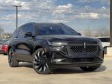 Thumbnail of 2025 Infinite Black Metallic Clearcoat Lincoln Nautilus