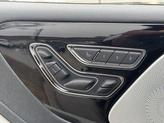 Thumbnail of 2025 Infinite Black Metallic Clearcoat Lincoln Aviator