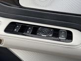 Thumbnail of 2025 Infinite Black Metallic Clearcoat Lincoln Aviator