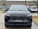 Thumbnail of 2025 Infinite Black Metallic Clearcoat Lincoln Aviator