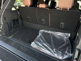 Thumbnail of 2025 Infinite Black Metallic Clearcoat Lincoln Navigator