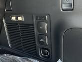 Thumbnail of 2025 Infinite Black Metallic Clearcoat Lincoln Navigator