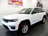 Photo of 2022 White Jeep Grand Cherokee