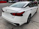 Thumbnail of 2019 Pearl White Tricoat Nissan Altima