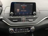 Thumbnail of 2019 Pearl White Tricoat Nissan Altima