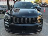 Thumbnail of 2020 Diamond Black Crystal Pearlcoat Jeep Grand Cherokee