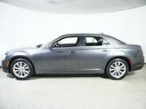 Thumbnail of 2018 Granite Crystal Metallic Clearcoat Chrysler 300