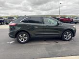 Thumbnail of 2022 Forged Green Metallic Ford Edge