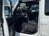 Thumbnail of 2023 Bright White Clearcoat Jeep Gladiator