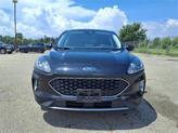 Thumbnail of 2022 Agate Black Metallic Ford Escape