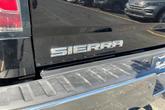 Thumbnail of 2018 Onyx Black GMC Sierra 1500