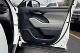 Thumbnail of 2022 Wind Chill Pearl Toyota Highlander Hybrid