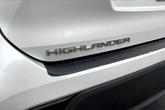 Thumbnail of 2022 Wind Chill Pearl Toyota Highlander Hybrid