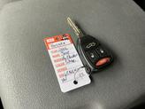 Thumbnail of 2006 White Jeep Grand Cherokee
