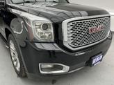 Thumbnail of 2017 Black GMC Yukon XL