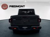 Thumbnail of 2025 Granite Crystal Metallic Clearcoat Jeep Gladiator