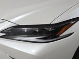 Thumbnail of 2025 Pear Lexus ES 300h
