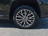 Thumbnail of 2021 Diamond Black Crystal Pearlcoat Jeep Grand Cherokee L