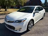 Thumbnail of 2014 White Toyota Avalon