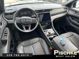 Thumbnail of 2024 Diamond Black Crystal Pearlcoat Jeep Grand Cherokee L