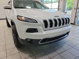 Thumbnail of 2018 Bright White Clearcoat Jeep Cherokee