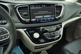 Thumbnail of 2023 Granite Crystal Metallic Clearcoat Chrysler Pacifica