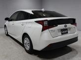 Thumbnail of 2019 Blizzard Pearl Toyota Prius