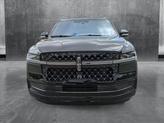 Thumbnail of 2025 Infinite Black Metallic Clearcoat Lincoln Navigator