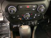 Thumbnail of 2021 Alpine White Clearcoat Jeep Renegade