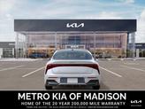 Thumbnail of 2025 Snow White Pearl Kia K5