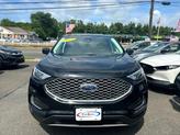 Thumbnail of 2023 Agate Black Metallic Ford Edge