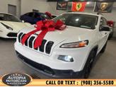 Thumbnail of 2017 Bright White Clearcoat Jeep Cherokee