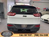 Thumbnail of 2017 Bright White Clearcoat Jeep Cherokee
